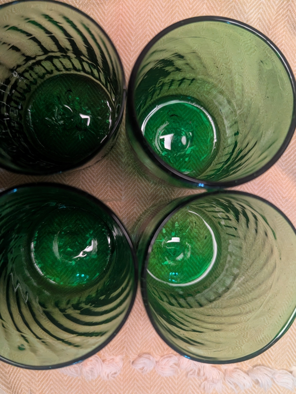 Green Swirl Glass Tumblers - Set of 4